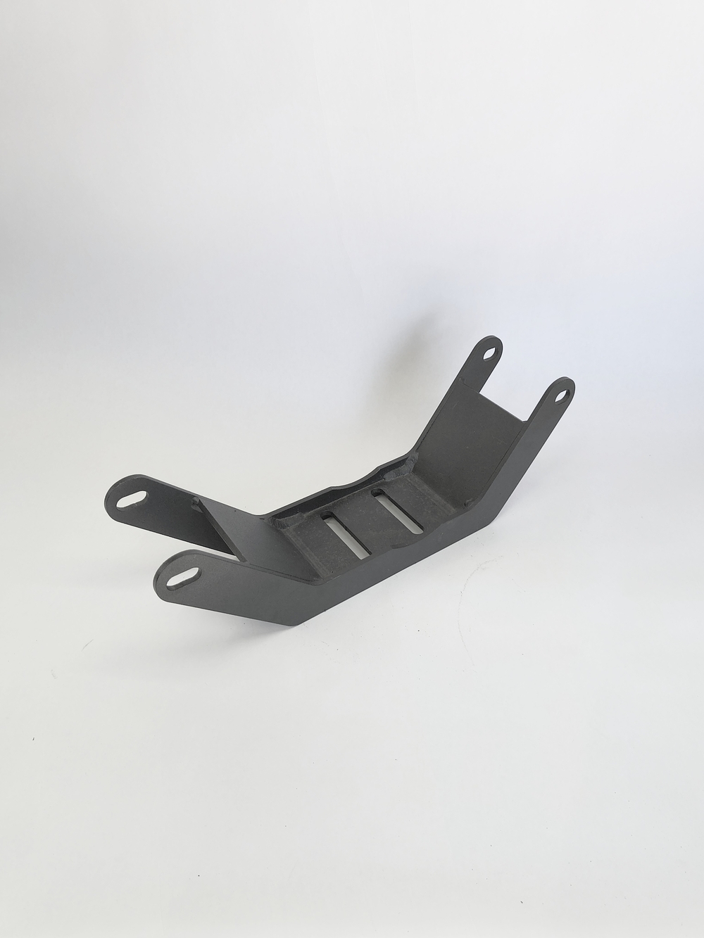 FORD MUSTANG 67-70 Black Metal Transmission Cross Member Bracket Aftermarket